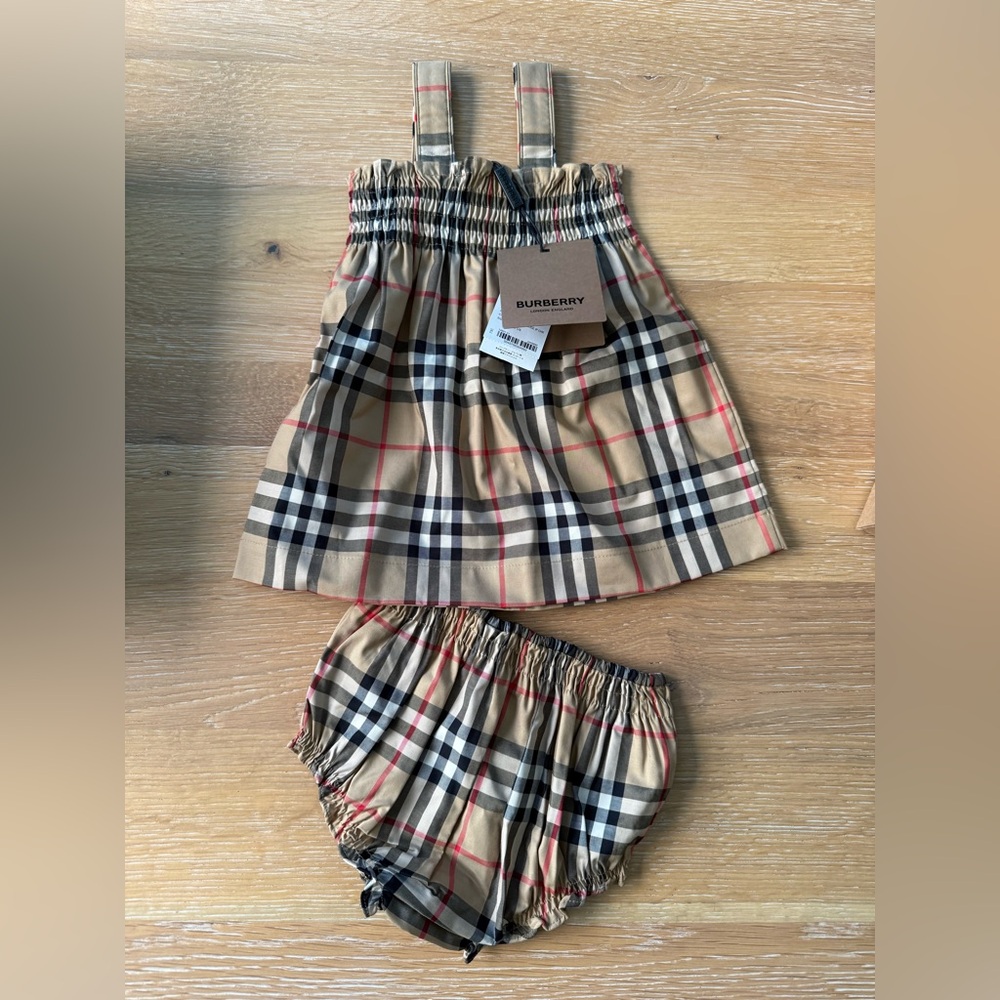 Burberry Kids Checkered Diaper Cover Set - Beige and Black, size 3 Months
